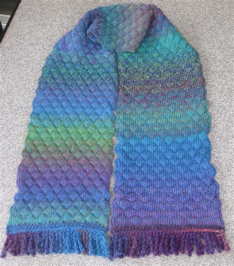 Machine Knitting Fun: Machine Knit Tuck Scarf