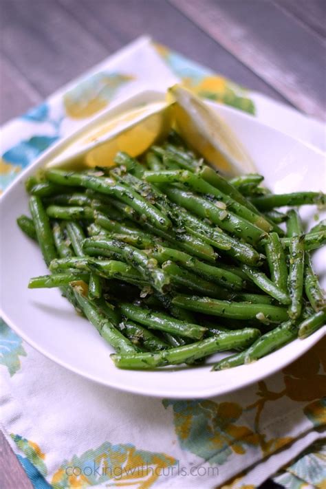 French Green Beans {Haricot Verts} - Cooking With Curls