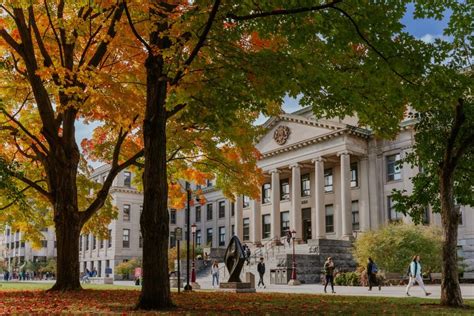 Université du Québec en Outaouais - Macleans.ca