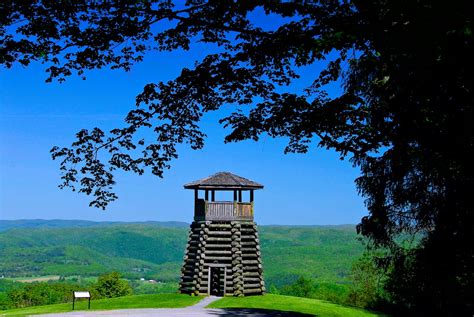 Top 10 Picture-Perfect West Virginia State Parks - West Virginia State ...