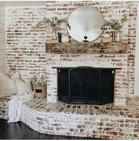 10+ White Washed Brick Fireplace – DECOOMO