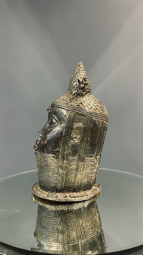 Bronze Yoruba Sculpture – Wisdom & Koenig Interior