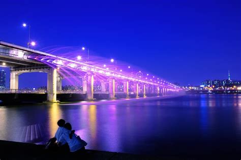 Fountain With Light Show At Banpo Bridge Stock Image - Image of travel ...