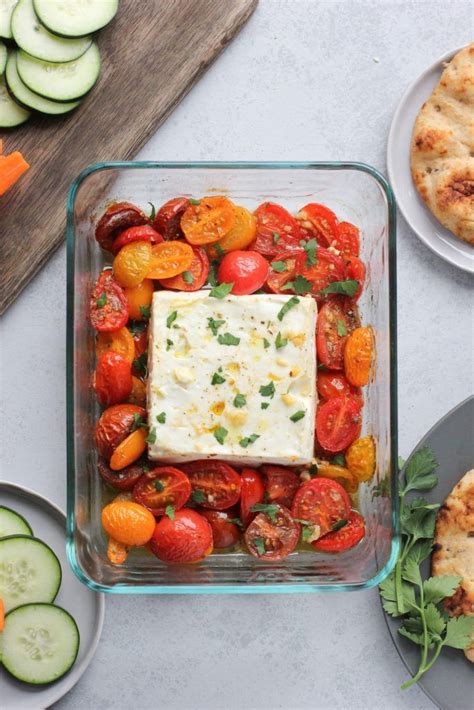BAKED FETA CHEESE WITH TOMATOES in 2024 | Vegetarian recipes easy, Vegetarian recipes, Appetizer ...