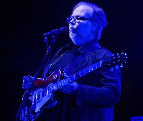 Walter Becker, Steely Dan guitarist and co-founder, dead at 67 - CBS News