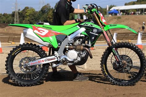 First Look: 2023 or 2024 Kawasaki KX450? - Dirt Bike Test