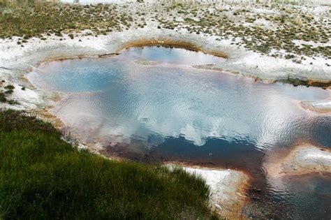 7 cool facts about the one and only Yellowstone Caldera