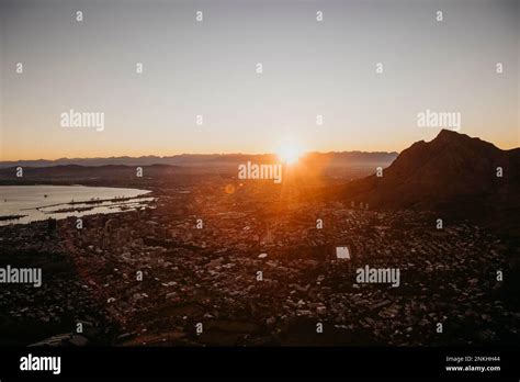 Cape Town from Lion's Head at sunrise Stock Photo - Alamy