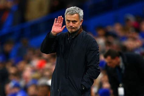 Unlike Chelsea, Jose Mourinho has "so many things to think about"