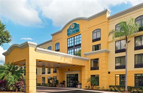 La Quinta Inn & Suites by Wyndham Tampa North I-75 in Tampa, USA | loveholidays