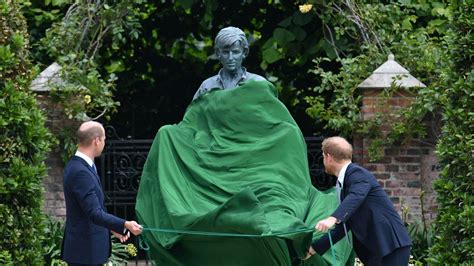 Princess Diana statue: Harry and William reunite for unveiling at ...