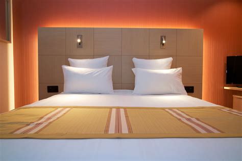 4 Star Accommodation Geneva | Nash Airport Hotel - Nash Airport Hotel