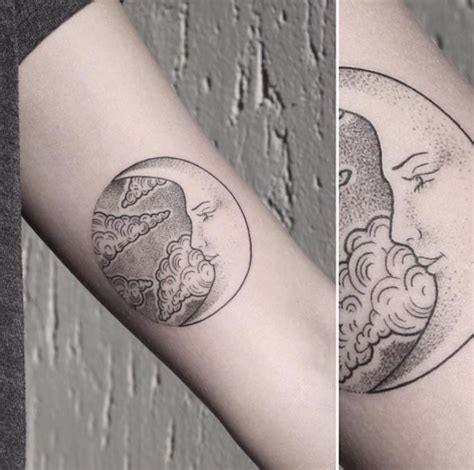 48 Magnificent Moon Tattoo Designs & Ideas - TattooBlend