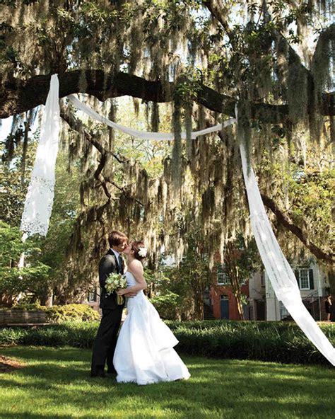 A Whimsical Green Outdoor Destination Wedding in Savannah, Georgia ...