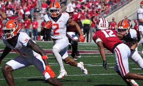 RB Chase Brown, No. 24 Illinois take on Minnesota - National Football Post