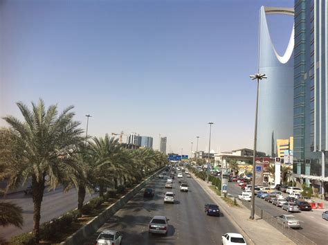 File:King Fahd Road Riyadh SN 2012.JPG - Wikimedia Commons