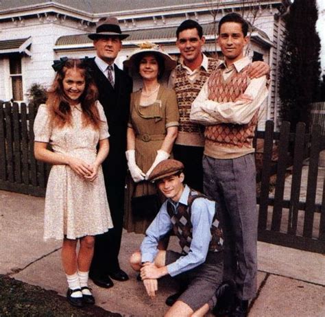 family drama tv shows 80s - Yulanda Lowell