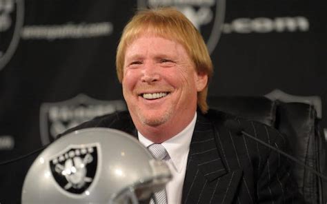 Owner Mark Davis: Oakland is on its 'last chance' to keep Raiders ...