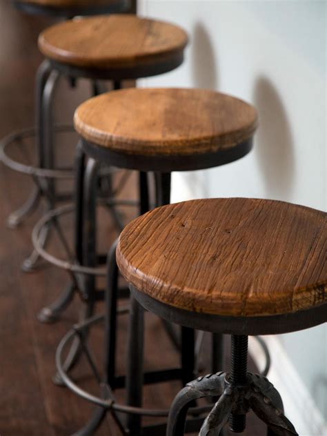 Best 25+ Vintage bar stools ideas on Pinterest | Restaurant bar stools ...