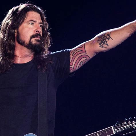 Pin by Nicole O'Riordan on Dave Grohl | Dave grohl, Dave, Tattoos