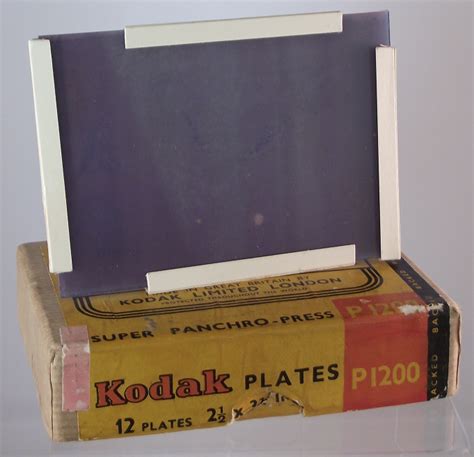 Photographic plate (1851 - 1990s) | Museum of Obsolete Media