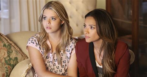 Pretty Little Liars: 10 Reasons Why Alison & Emily Aren't Real Friends