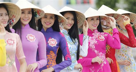 Traditional Costumes of Vietnam - Costumes in Vietnam [with photos]