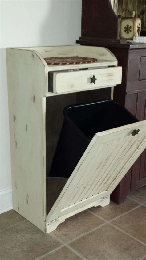 10+ Unique Wooden Trash Bins Country Collection - #Wooden #WoodenHouse - #countrystylewoode ...