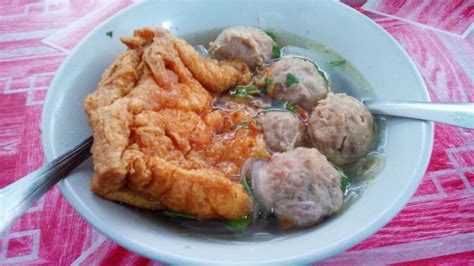 Bakso Solo - Still Best Bakso Daging Sapi Seumur Hidup Gue | REVIEW ...