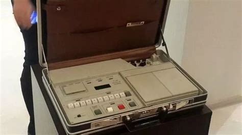 Secret briefcase hiding button Putin could press to spark nuclear ...