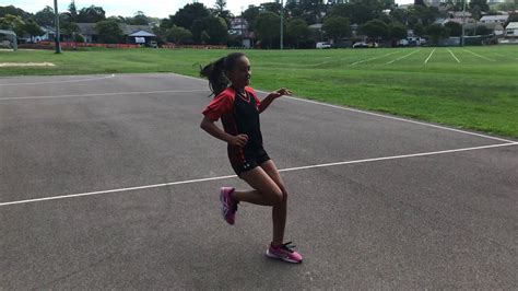 Basic Footwork Skills for Junior Netballers - YouTube