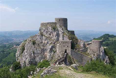 Srebrenik Fortress - Ermak Travel Guide