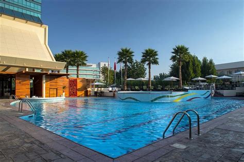 Jumeirah Creekside Hotel Pool: Pictures & Reviews - Tripadvisor