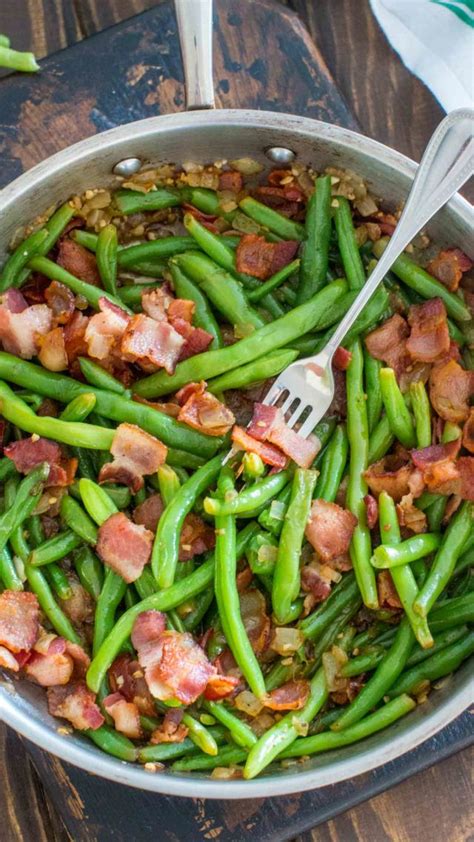 Green Beans with Bacon - 5 Ingredients Only! - 30minutesmeals.com