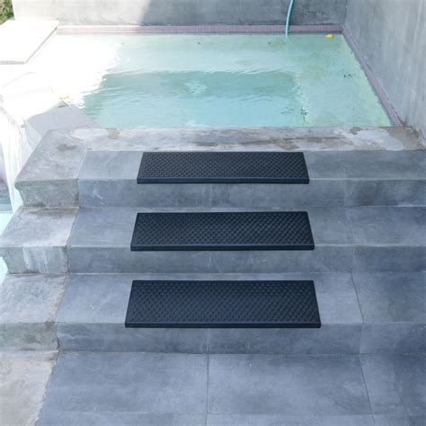 Rubber Stair Treads – The Rubber Flooring Experts