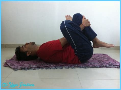 Yoga poses knee pain - AllYogaPositions.com