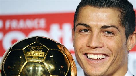 Ballon d'Or crowns Ronaldo's golden year | UEFA Champions League 2008/ ...