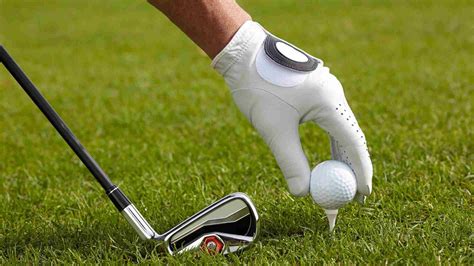 When To Use Sand Wedge Vs Pitching Wedge - Differences