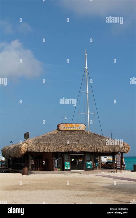 De Palm Pier Sales & Activities Center Palm Beach Aruba Stock Photo - Alamy