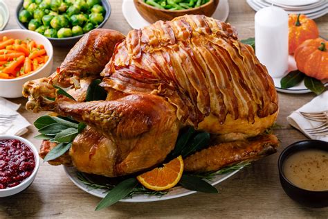 This Perfect Roast Turkey With Bacon Is Supremely Delicious | Recipe in ...