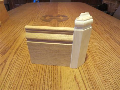 Bullnose Radius Corner Blocks for use with curved inside and outside baseboard corners