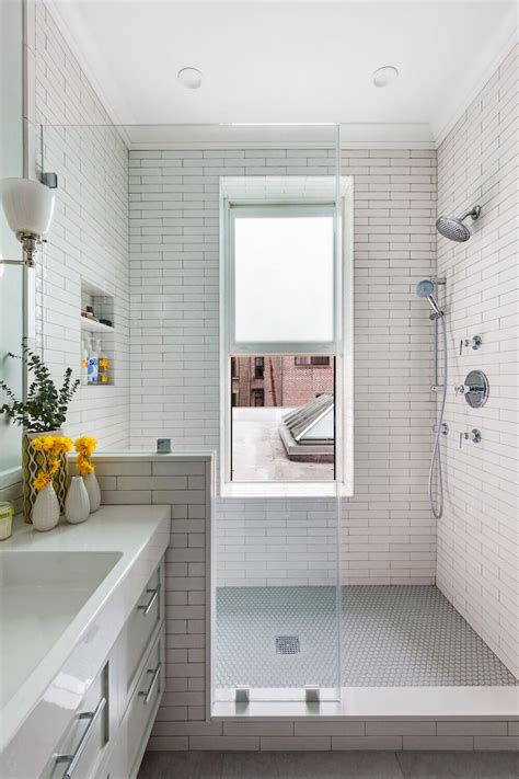 White Subway Tile Gray Floor Bathroom | Floor Roma