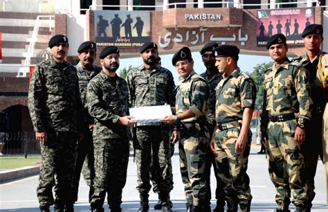 Attari (Punjab): India, Pakistan troops exchange Diwali sweets