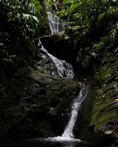 6 Best Waterfall Hikes in Oahu » The Modern Female Hiker