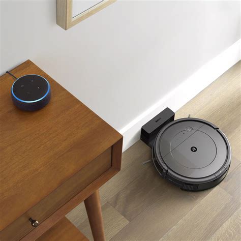 Roomba Combo® Robot Vacuum & Mop | iRobot®