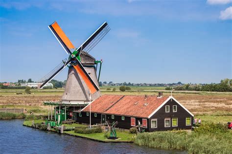 Zaanse Schans: The Best Place To See Windmills In Holland
