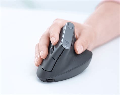 MX Vertical: Logitech's new ergonomic Mouse -mac&egg-