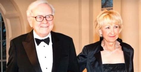 Five Facts You Did Not Know About Warren Buffett’s Wife Astrid Menks ...