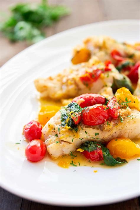 Pan-Roasted Cod Recipe with Cherry Tomato & White Wine Pan Sauce