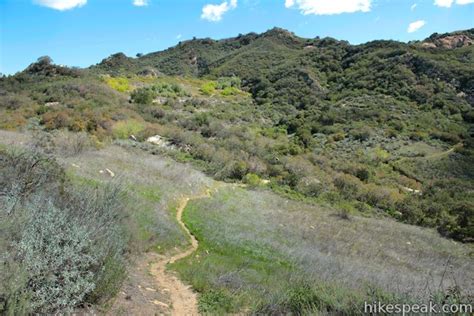 Calabasas Peak via Calabasas - Cold Creek Trail | Los Angeles | Hikespeak.com